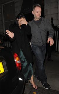 Selena Gomez feet photo thumbnail