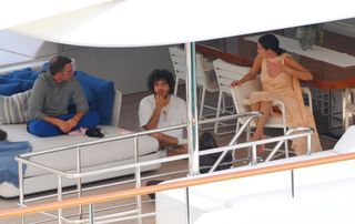 Selena Gomez feet photo 8