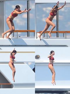 Selena Gomez feet photo 1