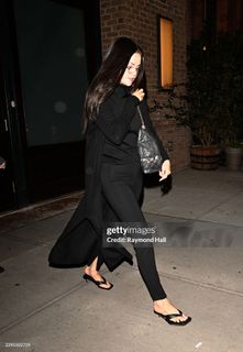 Selena Gomez feet photo 20
