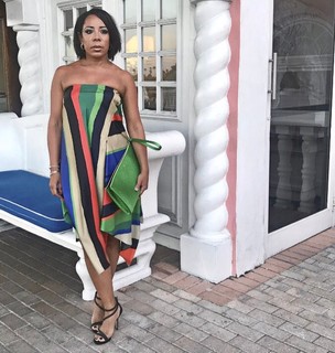 Selenis Leyva feet photo 1