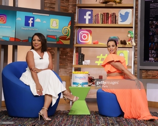 Selenis Leyva feet photo 19