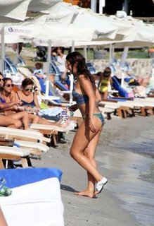 Selin Sekerci feet photo 14