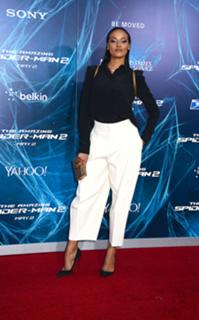 Selita Ebanks feet photo thumbnail