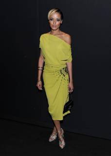 Selita Ebanks feet photo thumbnail