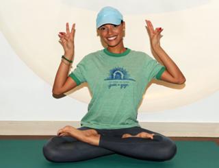 Selita Ebanks feet photo thumbnail