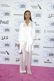 Selita Ebanks feet photo thumbnail