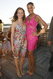 Selita Ebanks feet photo thumbnail
