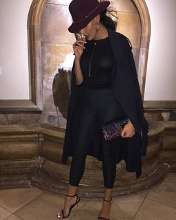 Selita Ebanks feet photo thumbnail