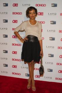 Selita Ebanks feet photo thumbnail