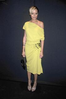 Selita Ebanks feet photo thumbnail