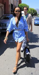 Selita Ebanks feet photo thumbnail