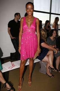 Selita Ebanks feet photo thumbnail