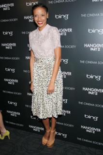Selita Ebanks feet photo thumbnail
