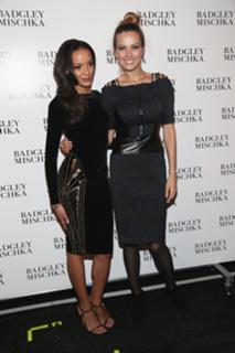 Selita Ebanks feet photo thumbnail