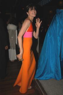 Selma Blair feet photo thumbnail