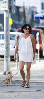 Selma Blair feet photo thumbnail