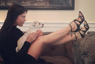 Selma Blair feet photo thumbnail