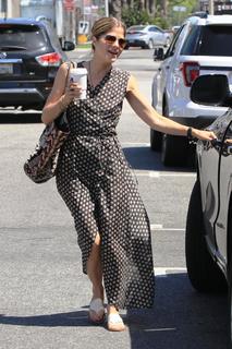 Selma Blair feet photo thumbnail