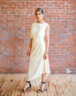 Selma Blair feet photo thumbnail