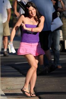 Selma Blair feet photo thumbnail