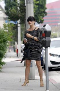 Selma Blair feet photo thumbnail