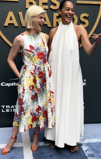 Selma Blair feet photo thumbnail