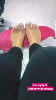 Selma Omari feet photo 3