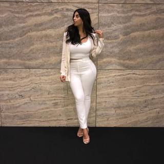 Selma Omari feet photo 12