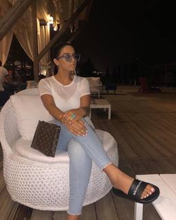 Selma Omari feet photo 6