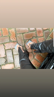 Selma Omari feet photo 2