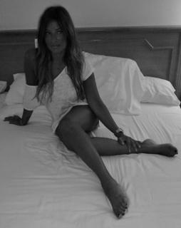 Selvaggia Lucarelli feet photo thumbnail