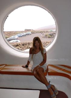 Selvaggia Lucarelli feet photo thumbnail