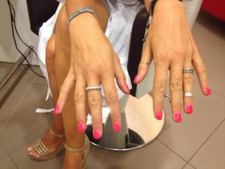 Selvaggia Lucarelli feet photo thumbnail