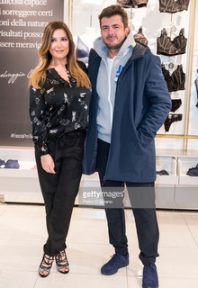 Selvaggia Lucarelli feet photo thumbnail