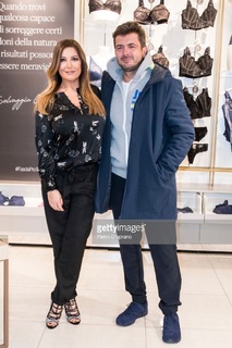 Selvaggia Lucarelli feet photo thumbnail