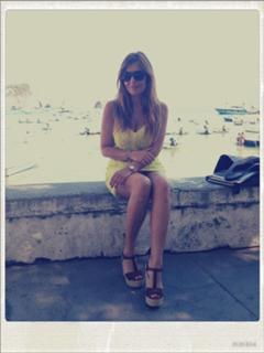 Selvaggia Lucarelli feet photo thumbnail