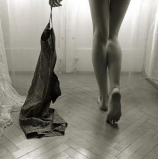 Selvaggia Lucarelli feet photo thumbnail