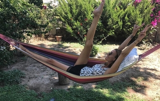 Sema Simsek feet photo 3