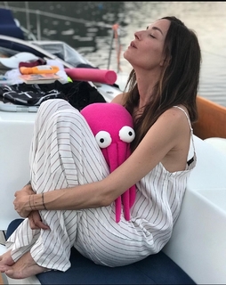 Sema Simsek feet photo 1