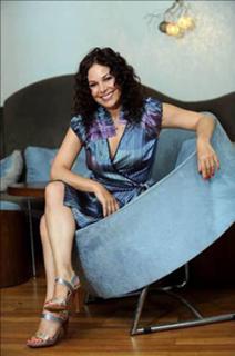 Senay Gürler feet photo 3