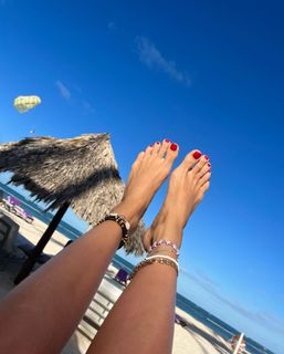 Senidah feet photo 14