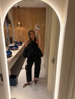 Senidah feet photo 2