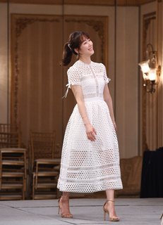Seo Hyeon-jin feet photo 18