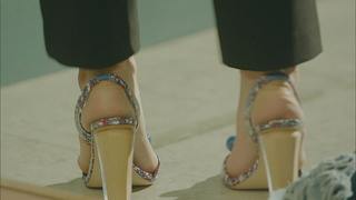 Seo Hyeon-jin feet photo 9