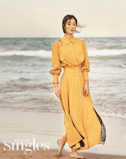 Seo Ye-Ji feet photo thumbnail