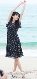 Seo Ye-Ji feet photo thumbnail