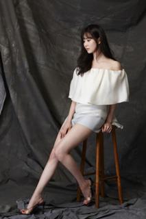 Seohyun feet photo thumbnail