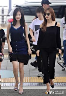 Seohyun feet photo thumbnail