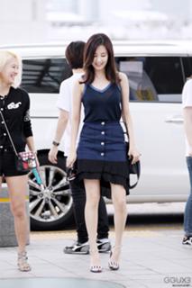 Seohyun feet photo thumbnail